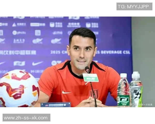 李璇透露茹萨即将加盟蓉城周定洋离队备选方案已在筹备中 李璇透露茹萨即将加盟蓉城周定洋离队备选方案已在筹备中