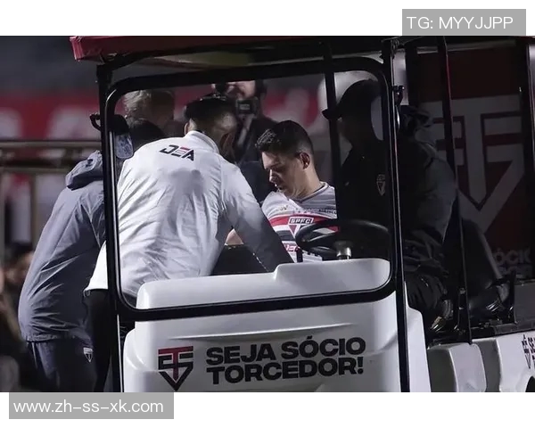 前海港外援奥斯卡晒训练照后因病决定退役引发关注