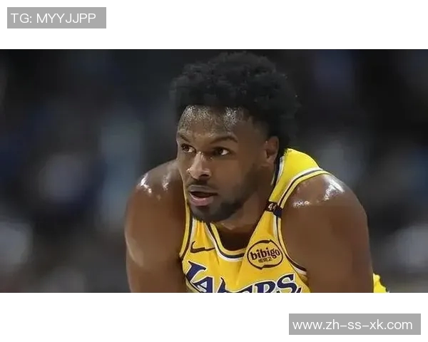 星二代阿利贾阿里纳斯即将迎来大学首秀转发球队出征客场合照引关注